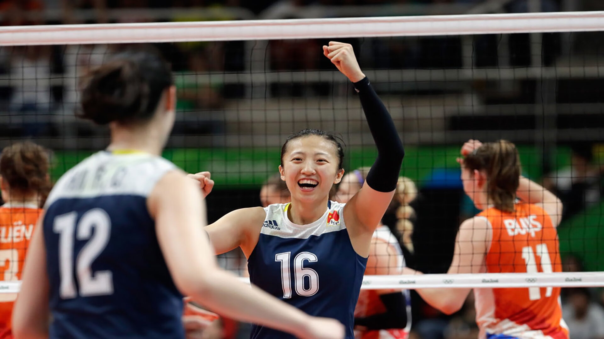 世界杯2026-孤注一掷的蓝与黄，2026世界杯B组焦点战，齐耶赫导演比利时绝境突围，罗马尼亚惜败于天才的一瞬