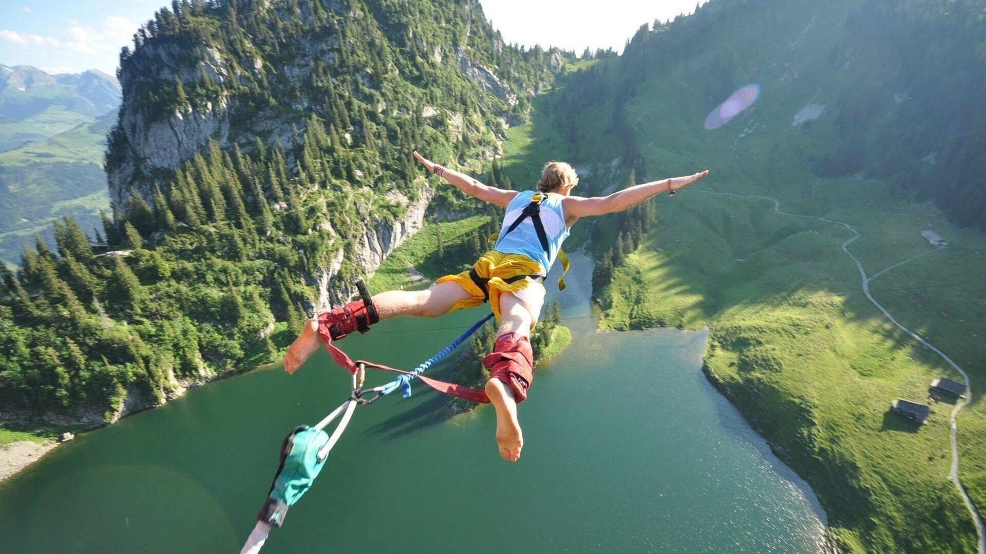 开云平台-血色草帽，努涅斯导演惊天逆转，墨西哥在2026世界杯E组焦点战中撕裂突尼斯防线
